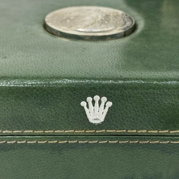 Vintage Rolex Box Cellini 1985 18 Karat Gold Watch - Picture 3 of 12